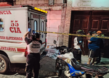 Bomberos Voluntarios atienden llamado en San Juan Alotenango, Sacatepéquez. / Foto: @BVoluntariosGT
