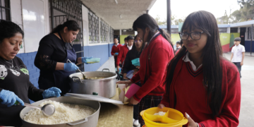 Mineduc realiza el último desembolso del año por 520 millones de quetzales para el Programa de Alimentación Escolar