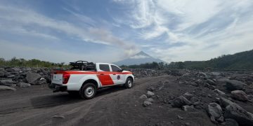 El Sistema CONRED mantiene monitoreo ante la actividad del #VolcánDeFuego en la Barranca Ceniza, Siquinala, Escuintla
