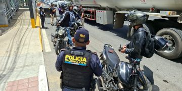 PNC intensifica controles preventivos en el Anillo Periférico. (Foto: PNC)