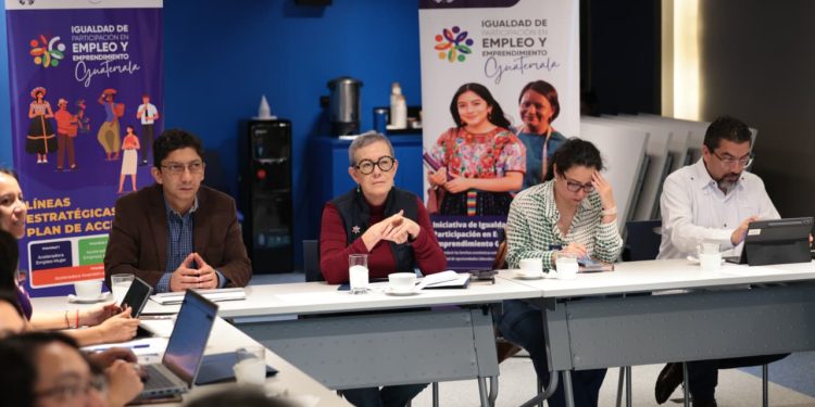 IPEG reporta avances en empleo, crédito y desarrollo rural para mujeres guatemaltecas