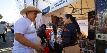 Mipymes guatemaltecas promueven productos en Festival Chapín 2026