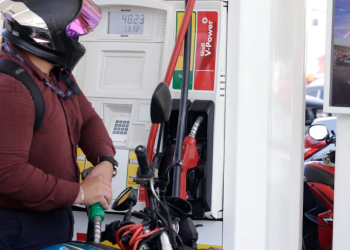 Oficializan la puesta en marcha del combustible E10 para el próximo 22 de agosto. (Foto: archivo)