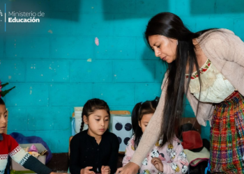 Habilitan convocatoria para becas en idiomas mayas para docentes. (Foto: Mineduc)