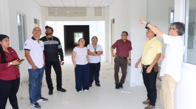 Autoridades del MSPAS supervisaron establecimientos de salud en Petén. (Foto: MSPAS)