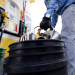 Seis buques de etanol han arribado al país para la implementación del combustible E10. (Foto: archivo)