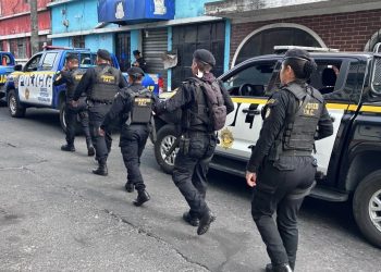 PNC ejecuta plan anillo de contención en áreas priorizadas de la capital. (Foto: MIngob)