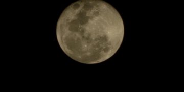 Eclipse lunar parcial en Guatemala: así se observa la Luna esta noche