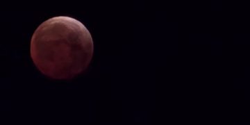Eclipse lunar parcial de agosto 2026: ¿a qué hora verlo en Guatemala?