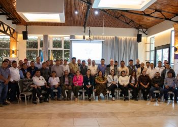 Seminario en Gobernanza y Gestión Municipal fortalece las capacidades de los Concejos Municipales de Alta y Baja Verapaz