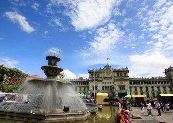 Ambiente cálido y altas temperaturas en algunas regiones del territorio nacional