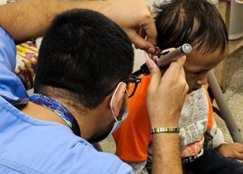 Hospital de San Benito fortalece atención integral con jornada de salud auditiva