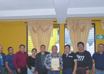Firman convenio para construir biblioteca escolar en Purulhá, Baja Verapaz