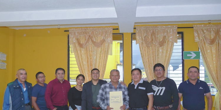 Firman convenio para construir biblioteca escolar en Purulhá, Baja Verapaz
