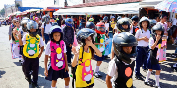 Caminata “Motorista Seguro” promueve la prevención vial y entrega de cascos certificados en Escuintla