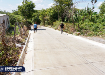 Autoridades entregan proyecto Entrega de Calle Pavimentada en Aldea El Pinal I, Zapotitlán, Jutiapa