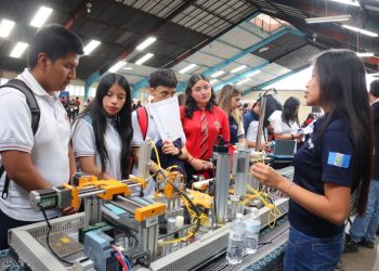 Impulsan Segundo Encuentro de Orientación Vocacional y Laboral para la Competitividad y el Empleo Digno en Quetzaltenango
