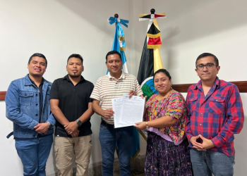 Dos proyectos de salud y educación avanzan mediante la suscripción de convenios en Lanquín, Alta Verapaz