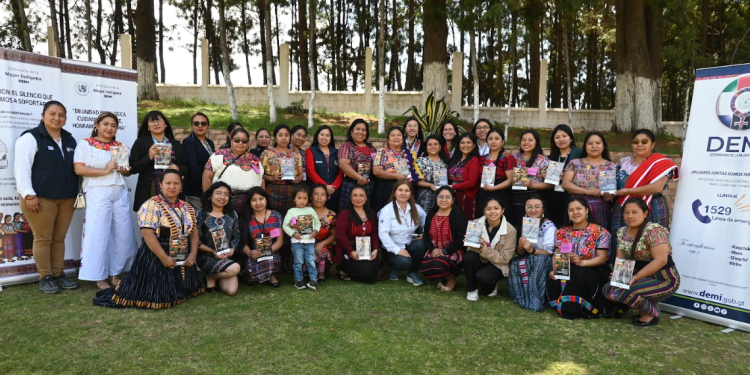 Quetzaltenango conmemora el 27 aniversario de la DEMI y el Día Internacional de los Pueblos Indígenas