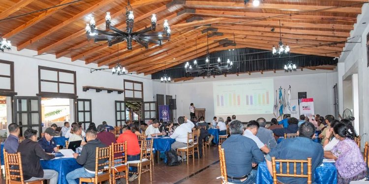 Baja Verapaz da seguimiento a propuestas para el desarrollo regional