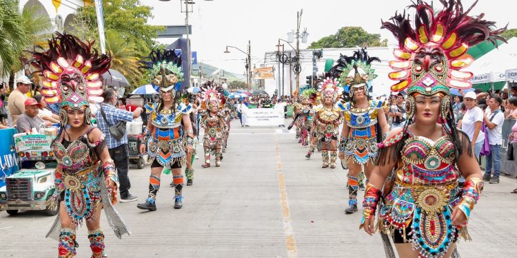 Inicia la feria de Chiquimula 2026 con un colorido desfile y la presentación oficial del Convite Perla Oriental