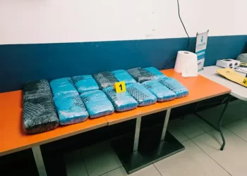 Localizan 14 paquetes de marihuana en Patzicía, Chimaltenango, durante operativo de inspección a un cabezal