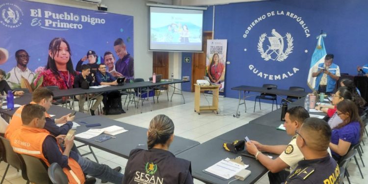 Socializan Política Pública para la Protección de los Defensores de Derechos Humanos en Zacapa