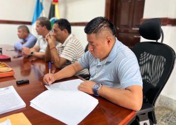 Proyecto de infraestructura educativa continúa avanzando en Santa Cruz Verapaz