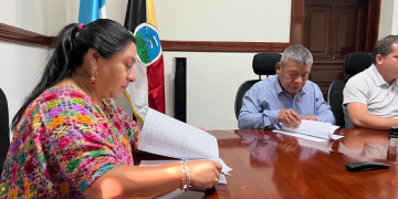Proyecto de infraestructura educativa continúa avanzando en San Cristóbal Verapaz