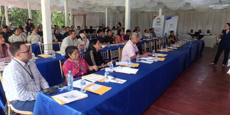 Impulsan seminario sobre atención, acceso a la justicia y reparación digna en Santa Rosa