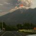 Volcán de Fuego mantiene fase eruptiva intensa con descenso de corrientes piroclásticas
