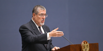 El Ejecutivo decidió no sancionar el Decreto 21-2026 sobre precios de referencia de combustibles y dispuso su devolución al Congreso con objeciones sobre su financiamiento. / Foto: Álvaro Interiano.