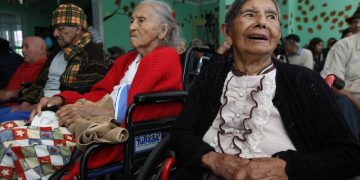 Mides flexibiliza procesos para garantizar transporte gratuito a adultos mayores