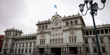 Insivumeh prevé ambiente cálido y lluvias aisladas para este 15 de septiembre