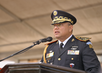Ministro de la Defensa Henry Saenz. / Foto: Alvaro Interiano
