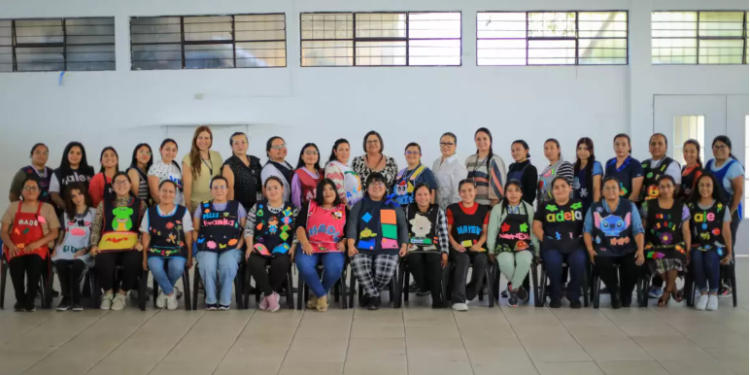 Diplomado de niñeras realiza segundo taller presencial sobre el juego didáctico