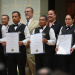 Entregan diplomas de certificación de competencias a trabajadores de SAAS./Foto: Álvaro Interiano.