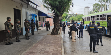 Operaciones conjuntas de PNC y Ejército. / Foto: PNC