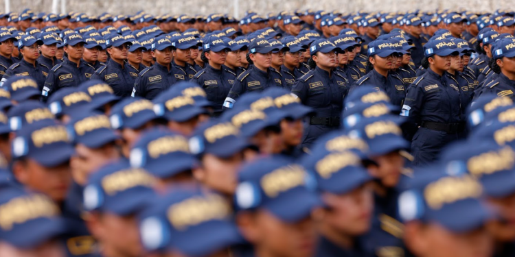 Agentes que conforman la 58 promoción. / Foto: Gilber García
