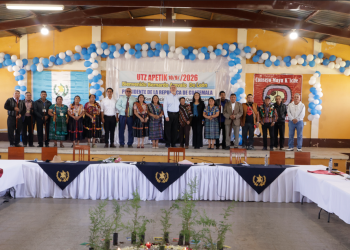 Presidente Arévalo firma agenda de trabajo con autoridades Maya K’iche’ de Quetzaltenango