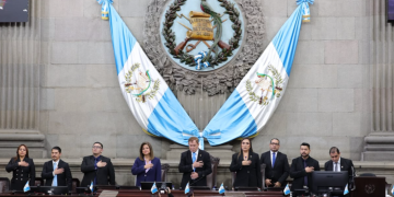 Sesión solemne por los 205 años de independencia patria./Foto: Congreso.