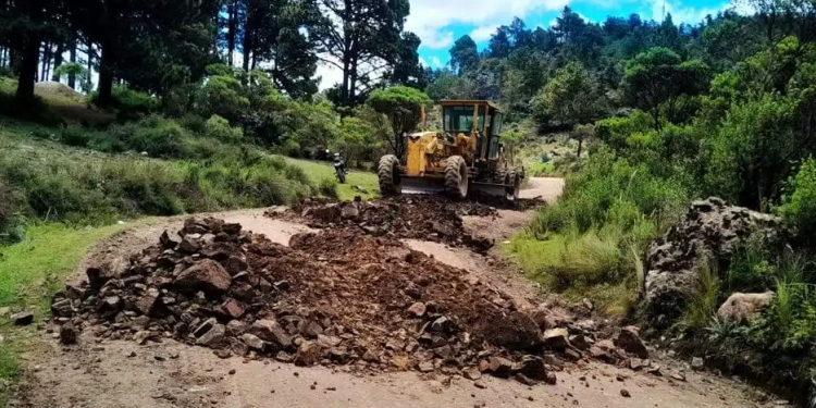 CIV atiende 125 emergencias viales durante la temporada de lluvias en 16 departamentos del país