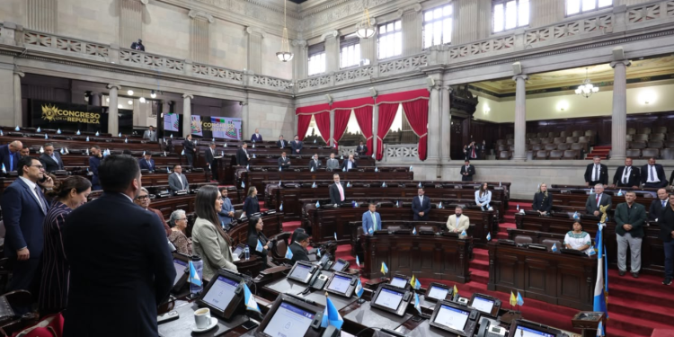 Las objeciones se tienen que discutir con el pleno. / Foto: Congreso