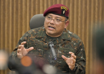 Defensa da seguimiento a pistas clandestinas
