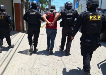 El personal del Comando Antisecuestros está capacitado para desarrollar labores de inteligencia en distintos ambientes. / Foto: PNC archivo