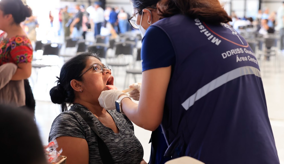 Feria Integral de Salud se celebra con éxito./Foto: Analí Camey.