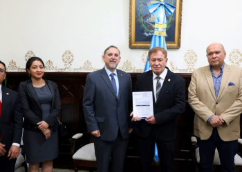 Congreso recibe nómina de candidatos a Contralor General de Cuentas
