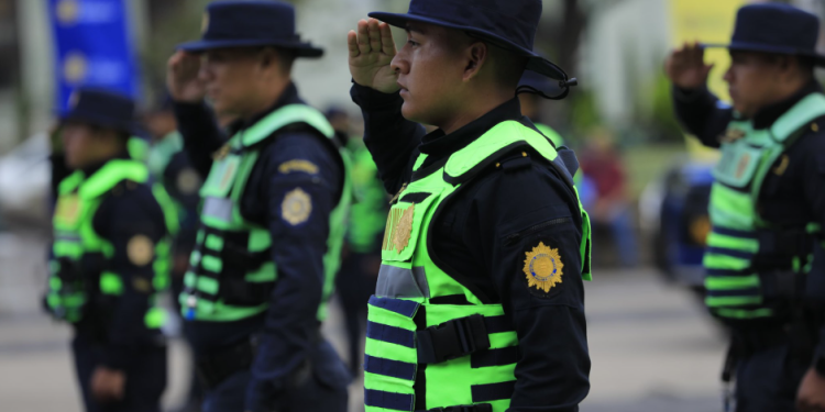 La unidad está integrada por 20 motocicletas y 70 agentes policiales. / Foto: DT-PNC