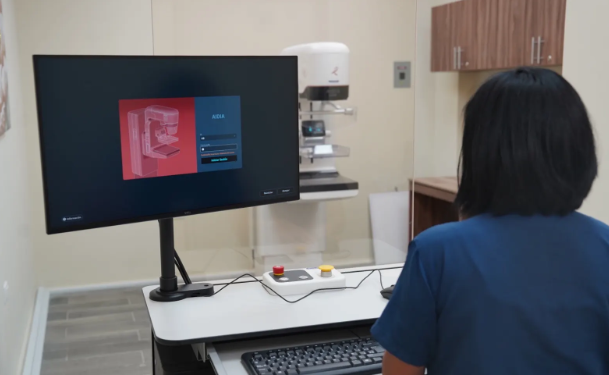 Nuevo servicio de mamografía en Hospital Pedro de Bethancourt