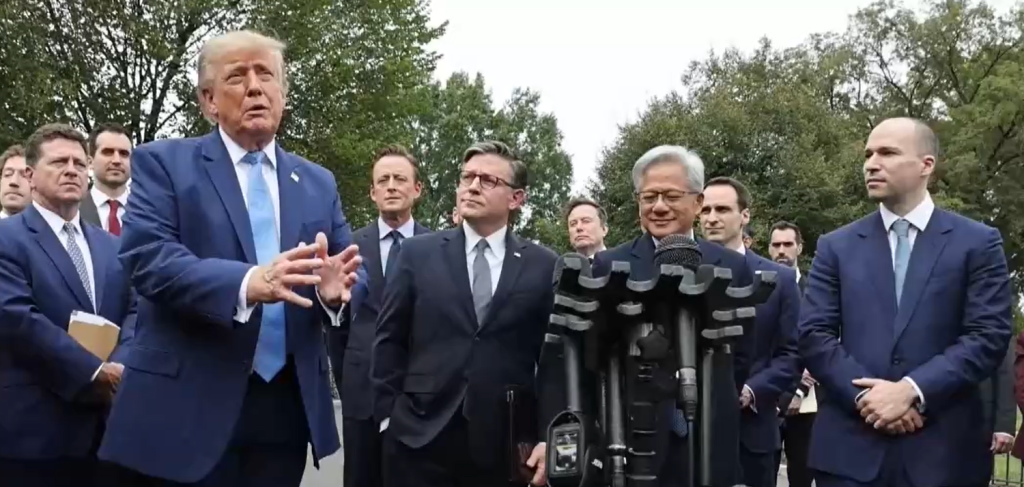 Trump ordena que su Gobierno use el término "superinteligencia" para referirse a la IA. / Foto: EFE.